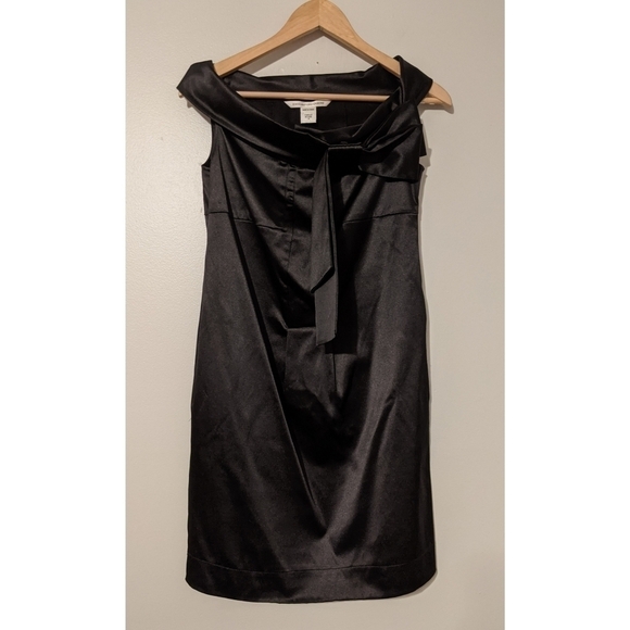 Diane Von Furstenberg Off The Shoulder Pia Dress - Picture 2 of 8